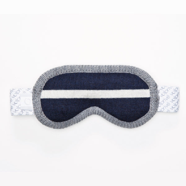 Loup pour les yeux en forme de masque de ski en laine mérinos bleu marine et gris / Eye mask made of merino wool in ski goggle shape navy blue made in Canada by Volprivé.