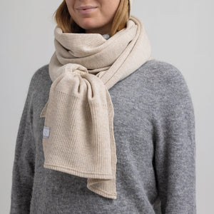 STELLA extra-fine merino wool scarf